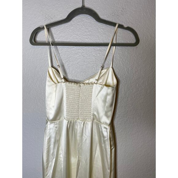 Reformation NWT Venetia Dress in Ivory 4 - Picture 4 of 8